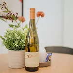 Homely - Spacious Flat Quiet, Friedrichstrasse, River * ベルリン