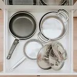 Homely - Spacious Flat Quiet, Friedrichstrasse, River Apartment Berlin