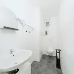 Homely - Spacious Flat Quiet, Friedrichstrasse, River *