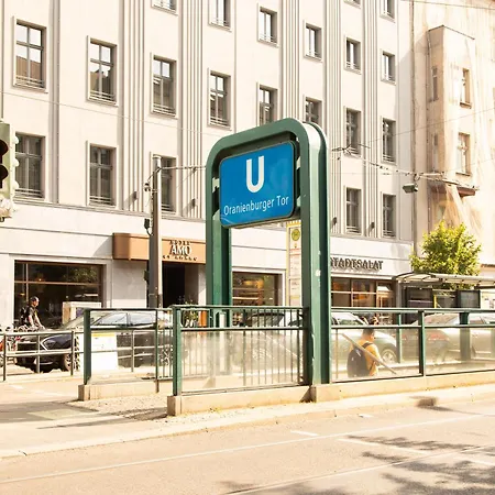 Apartmán Homely - Spacious Flat Quiet, Friedrichstrasse, River Berlín