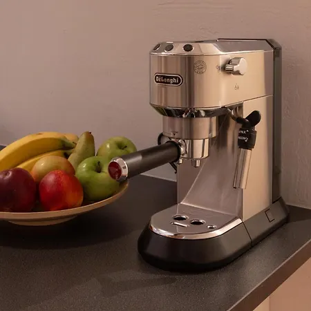 Homely - Spacious Flat Quiet, Friedrichstrasse, River * Berlin