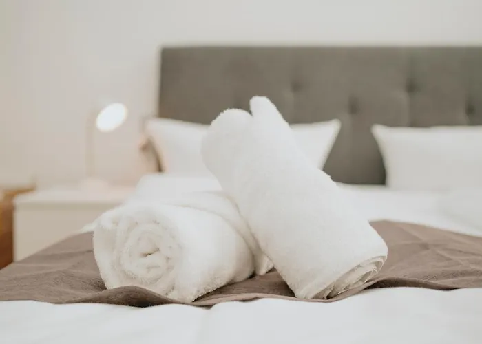 Homely - Spacious Flat Quiet, Friedrichstrasse, River برلين