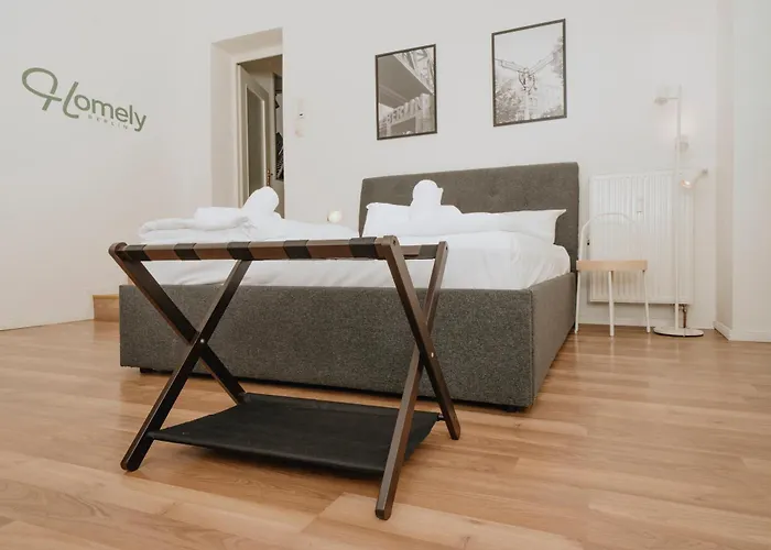 Homely - Spacious Flat Quiet, Friedrichstrasse, River شقة *