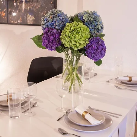 Homely - Spacious Flat Quiet, Friedrichstrasse, River *