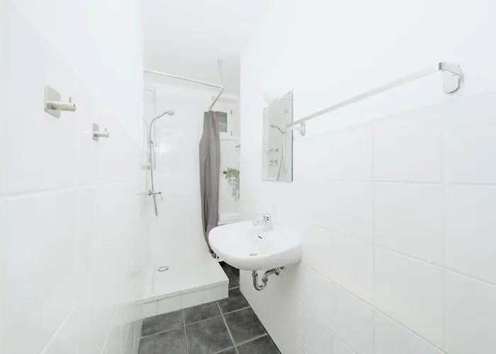 Lägenhet Homely - Spacious Flat Quiet, Friedrichstrasse, River Berlin